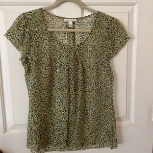 Sheer short sleeve top